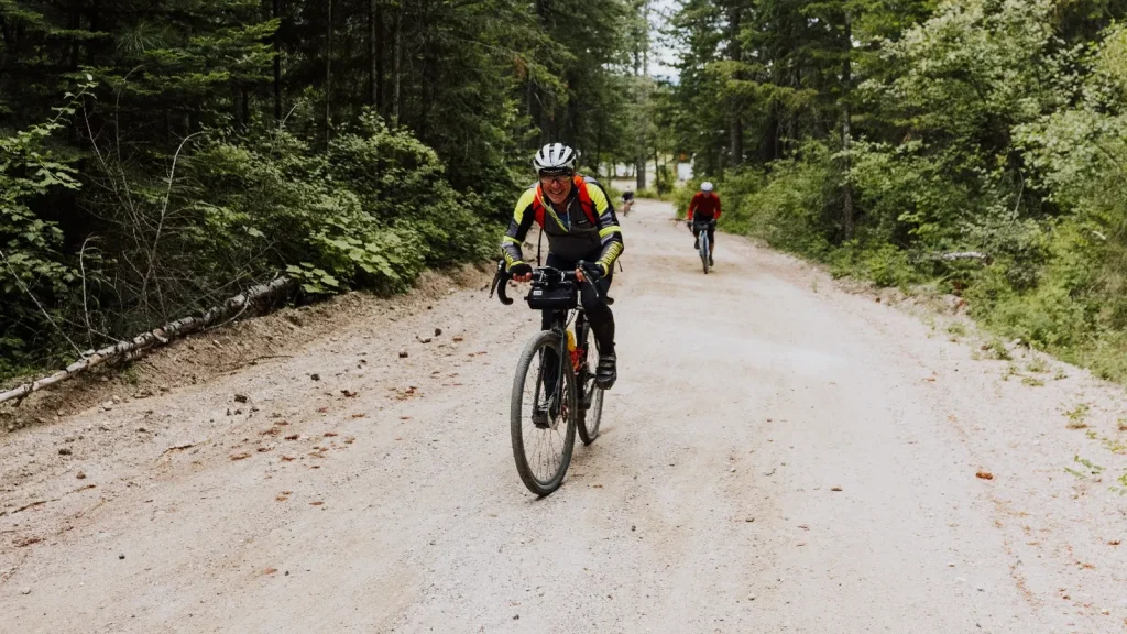 Entretien d’un vélo gravel après une sortie sur chemins